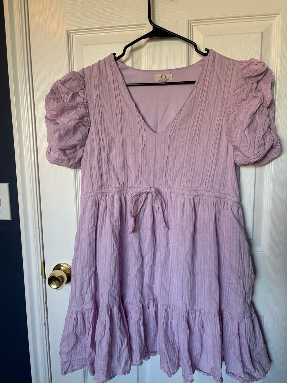 entro Lavender Puff-Sleeve Tiered V-Neck Dress